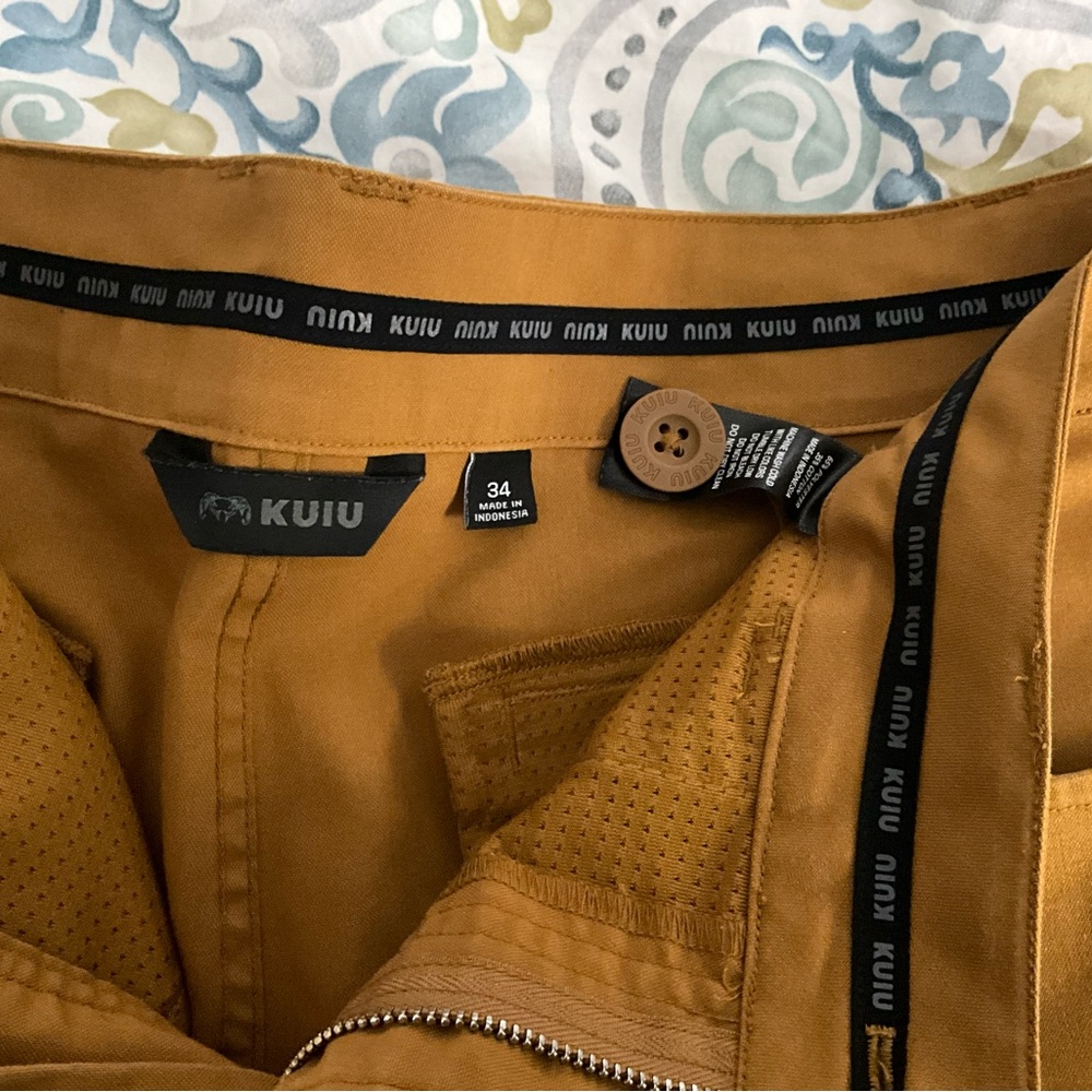 KUIU Men's Tan Pants